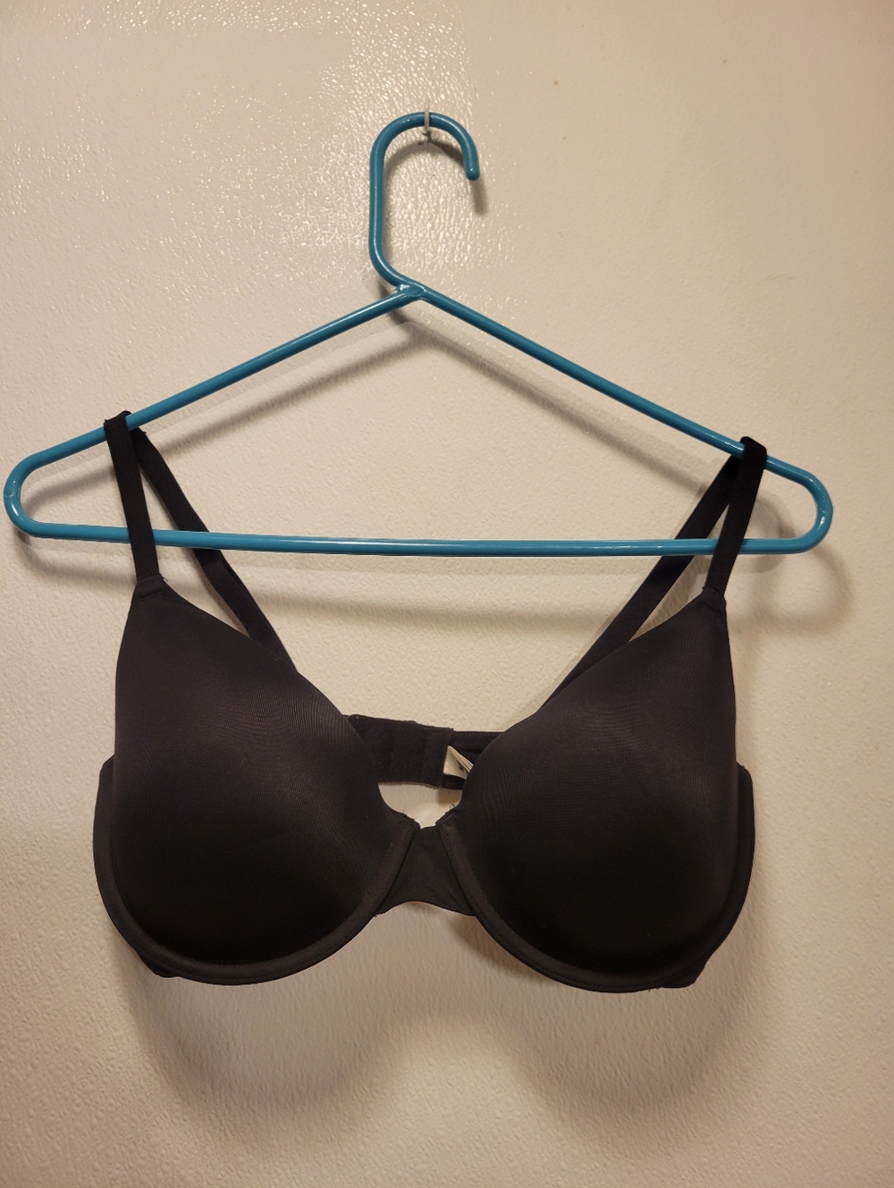 PINK Victoria's Secret Black Contour T-Shirt Bra